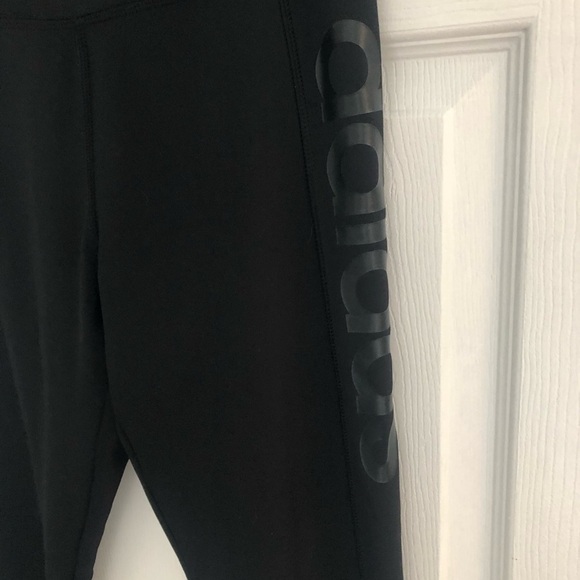 Adidas Climalite Size  M Black 12” Rise Leggings yoga pants - Picture 14 of 15